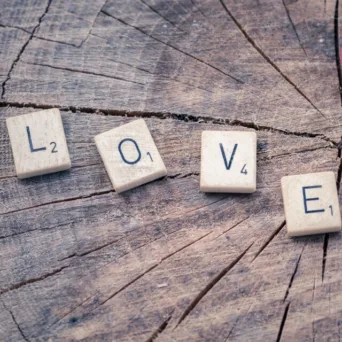 Τι πραγματικά σημαίνει να αγαπάς τον εαυτό σου;