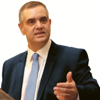 Β. Σπανάκης: Ξέρουμε πώς να μειώσουμε τους φόρους, τις εισφορές και να αντιμετωπίσουμε τη φοροδιαφυγή