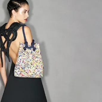 Lommer: Το brand που «αγαπά τα υλικά» και «ικανοποιεί τις απαιτήσεις»