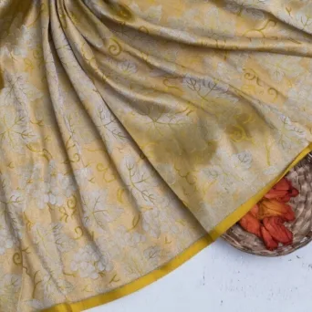 Μετάξι: Η επιχειρηματική ευκαιρία που ξεκινά από ένα «ευγενές έντομο»