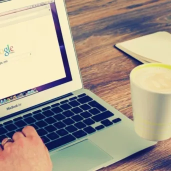 Η Google έχει μερίδιο αγοράς 92%: Πώς θα βελτιστοποιήσετε για τις μηχανές αναζήτησης