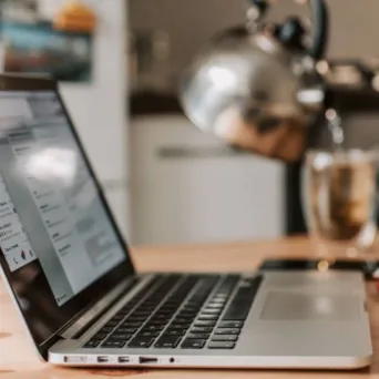 Τι λέει το background σου για σένα;