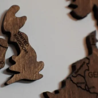 Η Συμφωνία μεταξύ Ευρωπαϊκής Ένωσης και Ηνωμένου Βασιλείου για το Brexit