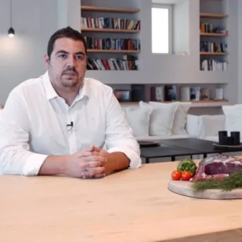 Αφοί Κασσάκη: Χειροποίητα προϊόντα κρέατος από το νησί της Κρήτης [video]