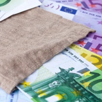 Η απαλλαγή της εισφοράς αλληλεγγύης και η μείωση των ασφαλιστικών εισφορών στον ιδιωτικό τομέα από 01/01/21