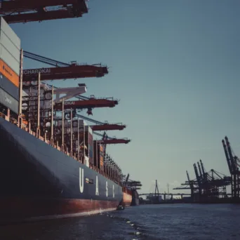 Η λίστα των κινδύνων που απειλούν να ρίξουν τον «αυτόματο» στην εφοδιαστική αλυσίδα