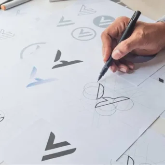 Redesign ή Rebranding; Επιλέξτε αυτό που χρειάζεται το brand σας