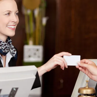 Έλληνες και Γερμανοί στα ξενοδοχεία της Θεσσαλονίκης το 2020