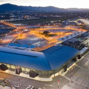 Νέες αφίξεις και αναχωρήσεις από και προς το αεροδρόμιο Μακεδονία - Θεσσαλονίκη