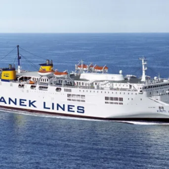 Αναπληρωτές εκπαιδευτικοί: Εκπτώσεις σε ακτοπλοϊκά και αεροπορικά εισιτήρια για τη μετάβαση στην περιοχή τοποθέτησής τους