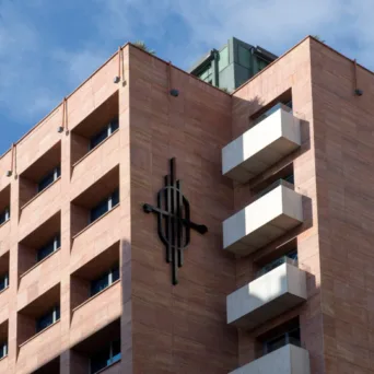Αθηναϊκά ξενοδοχεία: Θετικά αποτελέσματα το 1ο τρίμηνο, σημάδια επιβράδυνσης ωστόσο τον Μάρτιο