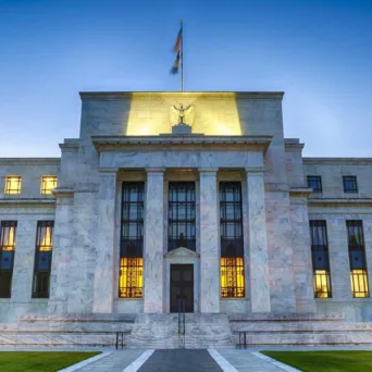 Fed: Η αγορά «βλέπει» μικρότερες πιθανότητες για αύξηση επιτοκίων τον Οκτώβριο