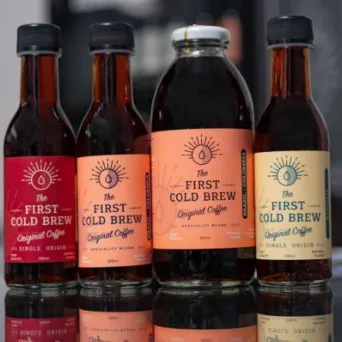 First Cold Brew: H πρώτη ελληνική εταιρεία παραγωγής καφέ κρύας εκχύλισης
