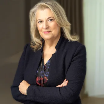 Βάνα Λαζαράκου, NJV Athens Plaza: «Σκοπός μου ήταν να δημιουργήσω ένα ξενοδοχείο-πρότυπο»