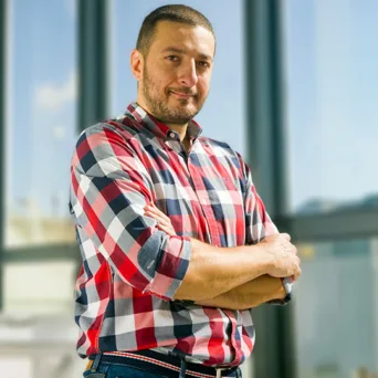 Γ. Λαγωνίκας, Microbase: Πώς ένα Cloud Contact Center βοηθά στην ανάπτυξη μιας επιχείρησης