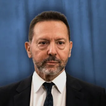 Γιάννης Στουρνάρας: Οι κίνδυνοι για τη ζώνη του ευρώ είναι καθοδικοί