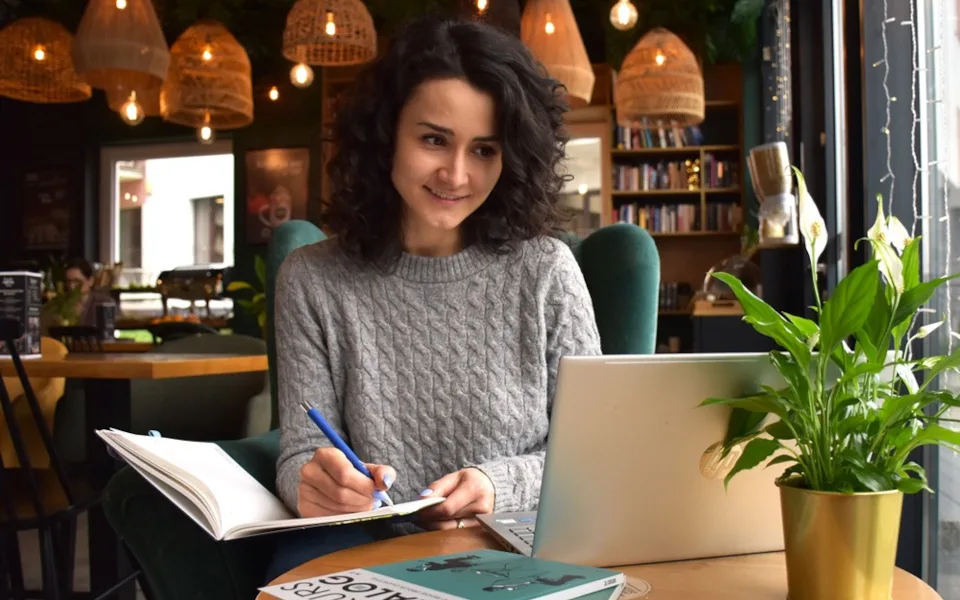 Η HP με το Digital Equity Accelerator 2025 υποστηρίζει ΜΚΟ στην Ελλάδα για την ψηφιακή ισότητα