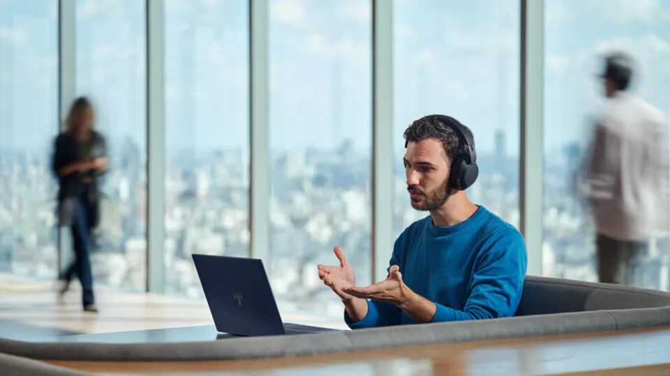 Η HP ξεκλειδώνει μια νέα εποχή εμπειρίας Τεχνητής Νοημοσύνης που ενισχύει εργασία και δημιουργικότητα