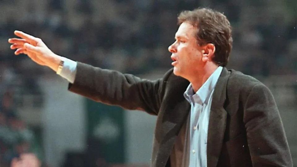 Πέθανε ο Γιάννης Ιωαννίδης