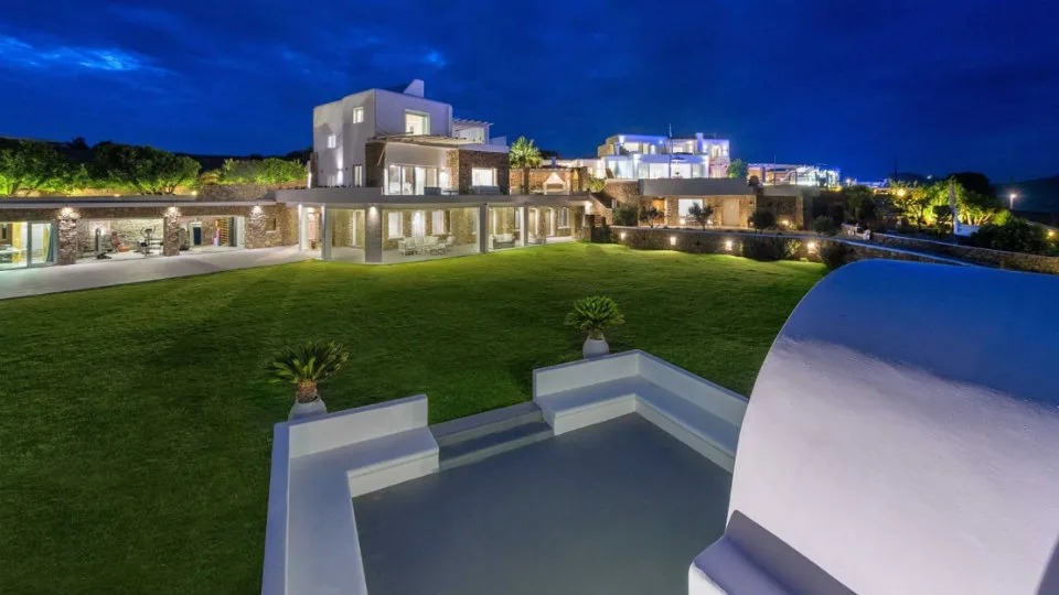 Αυτό είναι το πιο ακριβό σπίτι στην Ελλάδα και παραμένει απούλητο