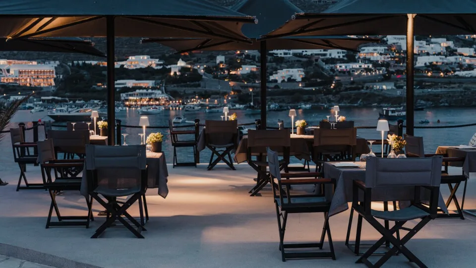 Coca-Cola Τρία Έψιλον: Στηρίζει με πράξεις αγάπης και φροντίδας τα Παιδικά Χωριά SOS και αυτές τις γιορτές