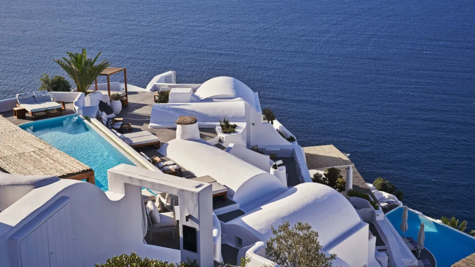 Διεθνής διάκριση για το Katikies Santorini στη λίστα Travel + Leisure 500