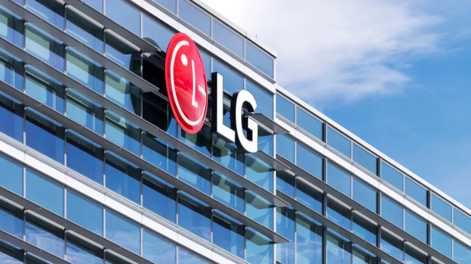 Ρεκόρ εσόδων κατέγραψε η LG το πρώτο τρίμηνο του 2025