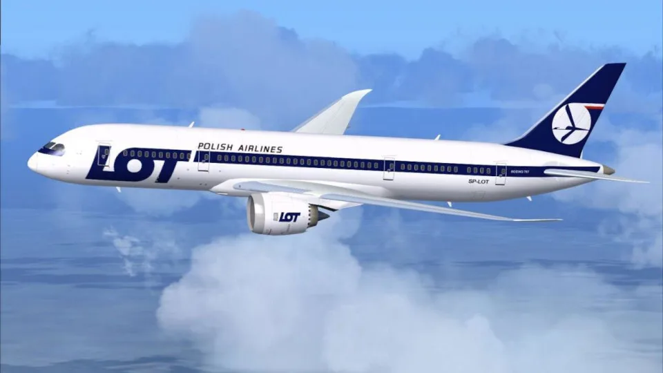 Η Θεσσαλονίκη συνδέεται αεροπορικά με την Πολωνία - Πολωνοί δημοσιογράφοι καταφτάνουν στη συμπρωτεύουσα