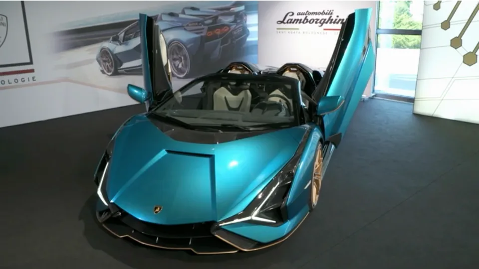 Lamborghini: Ετοιμάζει το πρώτο ηλεκτρικό supercar - Έρχεται μετά το 2025