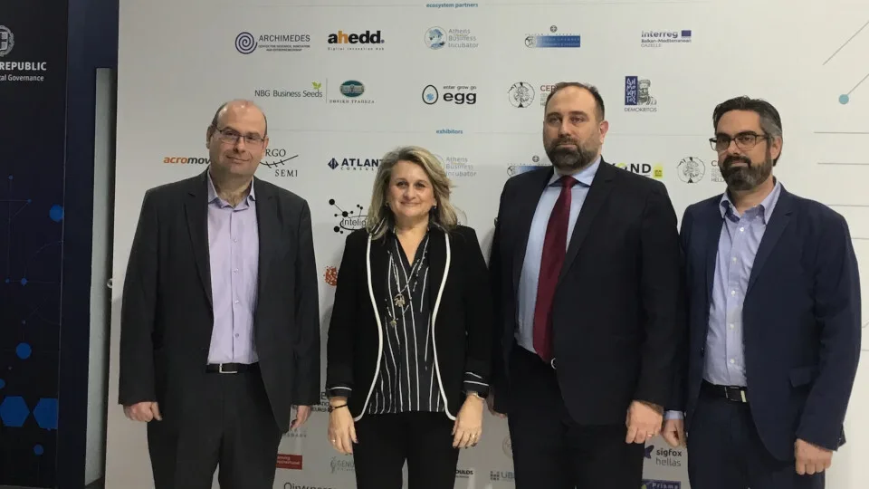 Με πολλές επαφές, συνομιλίες και επιχειρηματικές συμφωνίες​ η ελληνική αποστολή στο MWC 2023