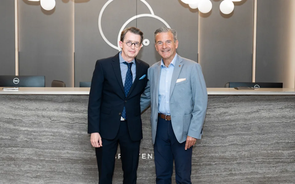 Η Μονάδα ΥΓΕΙΑ IVF Εμβρυογένεσις ξεκινά συνεργασία με τον Καθηγητή Ιατρικής Γενετικής κ. Στρατάκη