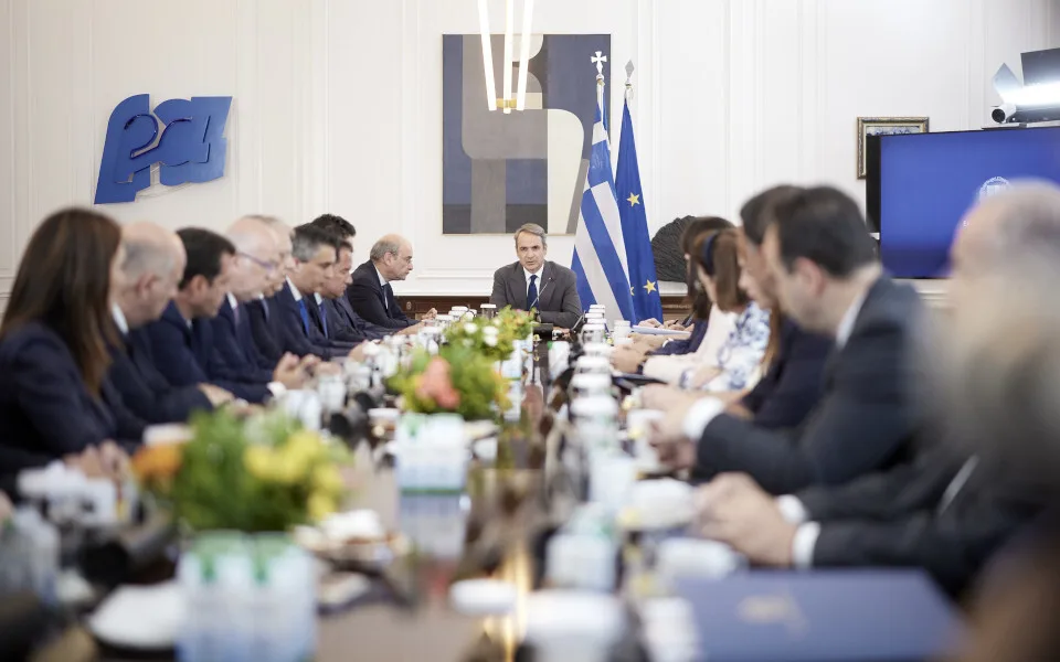 Σε Υπουργείο Ψηφιακής Διακυβέρνησης και Τεχνητής Νοημοσύνης μετονομάζεται το Υπουργείο - Οι μεταρρυθμίσεις