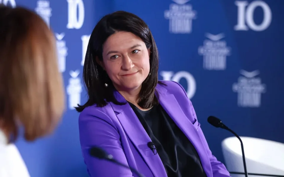 Νίκη Κεραμέως: Αύξηση σημειώνεται στην απασχόληση, μείωση στις ανισότητες