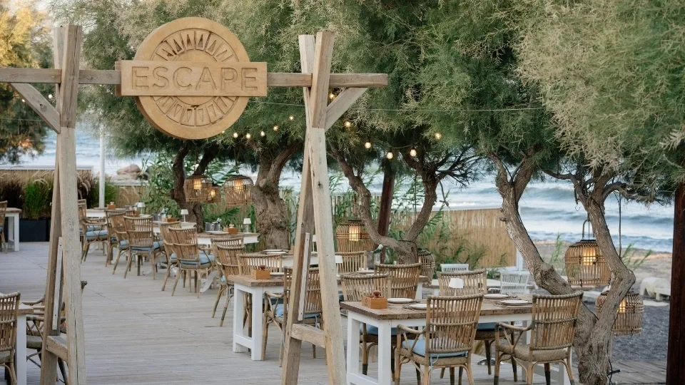 Τον Μάιο θα ανοίξει τις πύλες του το Nikki Beach Resort and Spa Santorini