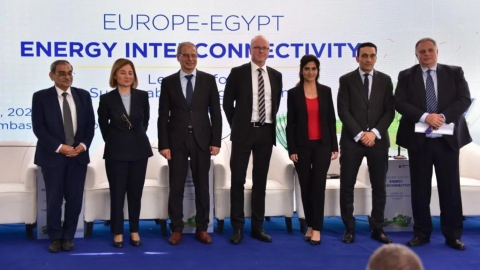 Προμήθεια πράσινης ενέργειας 3.000 MW από την Αίγυπτο στην Ελλάδα μέσω του GREGY