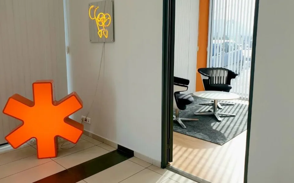 Η Pylones Hellas εμπλουτίζει τις τραπεζικές υποδομές της Aegean Baltic Bank έχοντας σύμμαχο την AEG