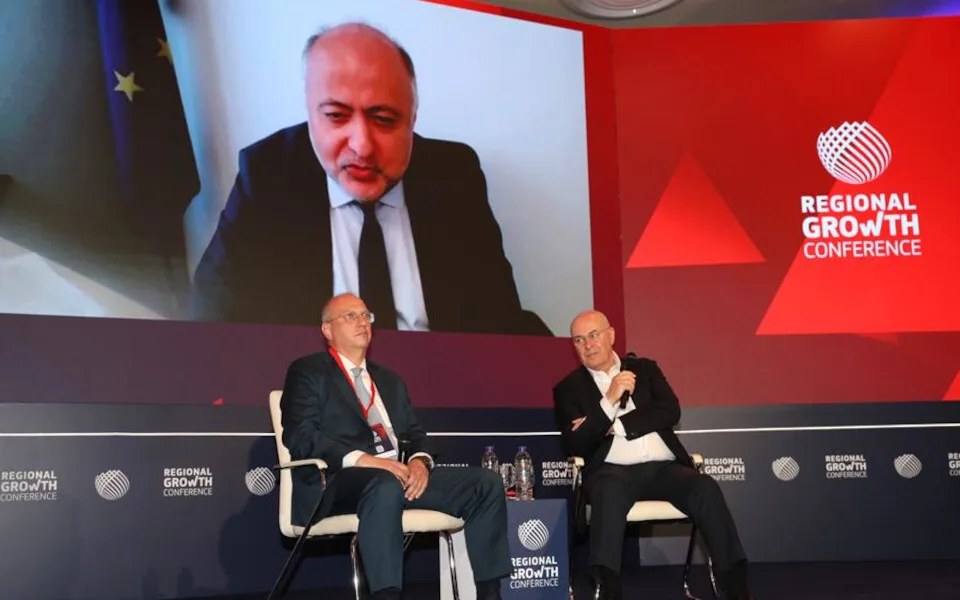 RGC 2025: Ευρώπη και ΗΠΑ πρέπει να "ποντάρουν" σε συνεργασία, χωρίς η Ευρώπη να ετεροκαθορίζεται