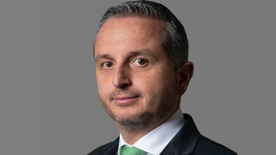 Public-MediaMarkt: Ο Ρόμπυ Μπουρλάς νέος CEO - Αποχωρεί ο Joern Taubert