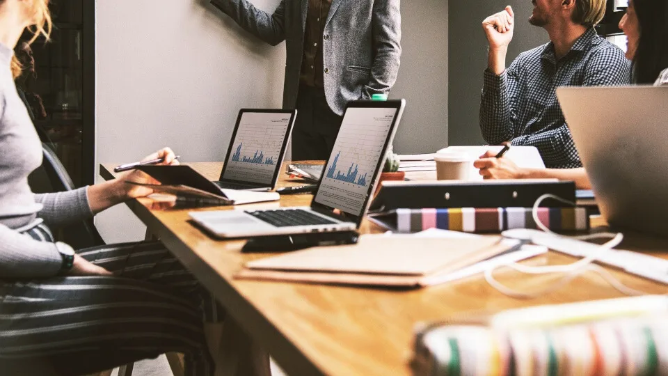 ​ΙΟΒΕ: Ενίσχυση καταναλωτικής εμπιστοσύνης και μικρή βελτίωση προσδοκιών τον Μάιο​