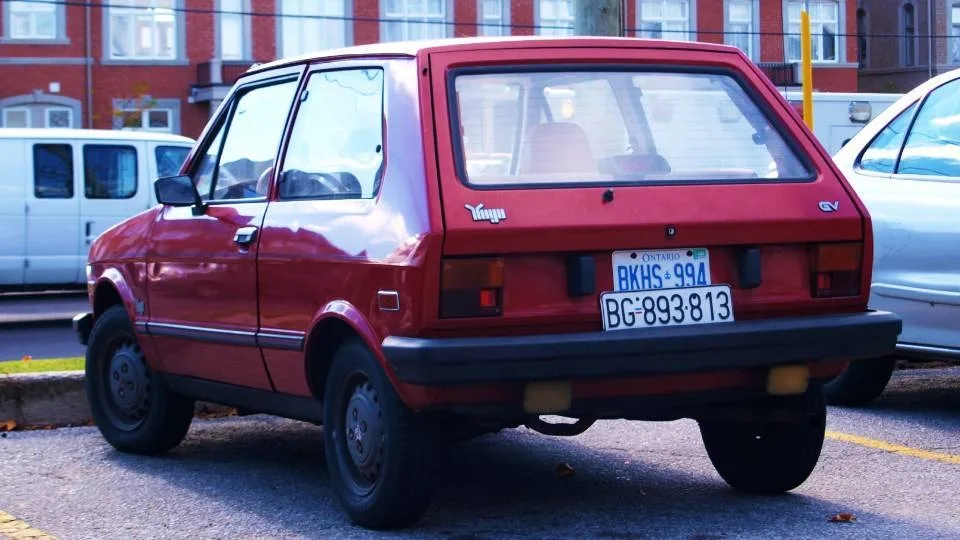 Η ιστορία του γιουγκοσλαβικού Yugo, που το έπαιρνε ο άνεμος