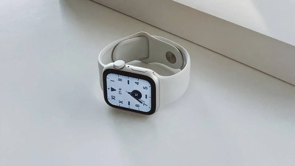 Γιατί «πέταξα» τα μετρητά και τις κάρτες και προτίμησα το ρολόι μου