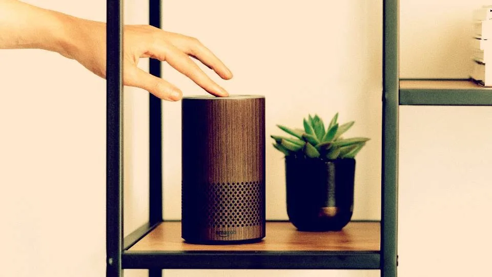 Οι «έξυπνες» συσκευές γίνονται mainstream και αντιστέκονται στην πανδημία