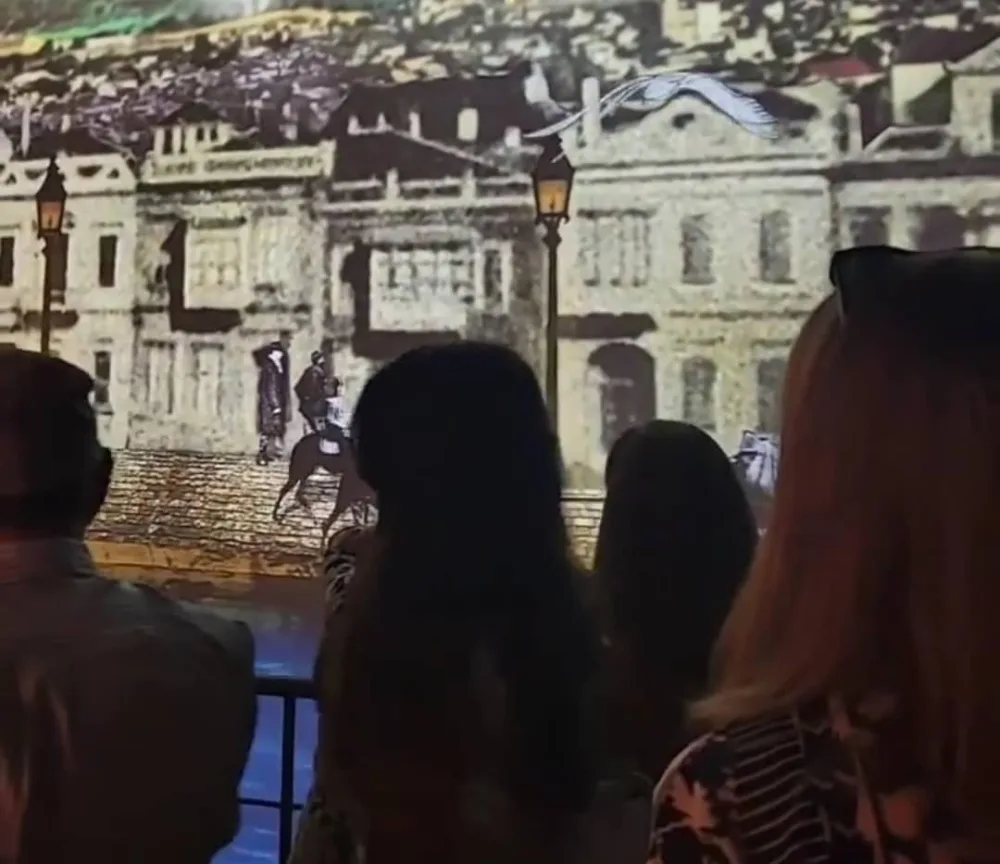 Μικρά Ασία: Μπαίνοντας στο πλοίο της ζωντανής ιστορίας στο Μουσείο Μπενάκη