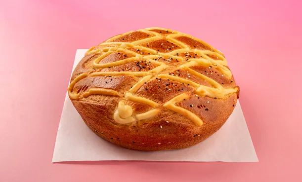 Ο λιλιπούτειος αθηναϊκός φούρνος που φτιάχνει βασιλόπιτα όλο τον χρόνο