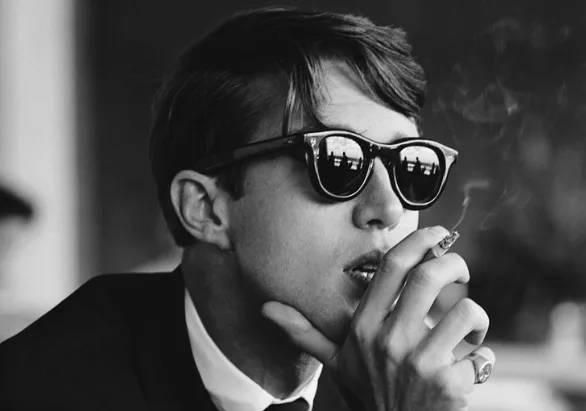 Chevalier: Γαλαζοαίματοι, μαφιόζοι, παλάτια και vans