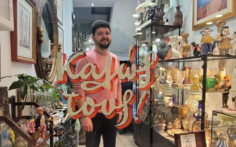 Αχταμονώφ: Αναγνωρίζοντας vintage θησαυρούς