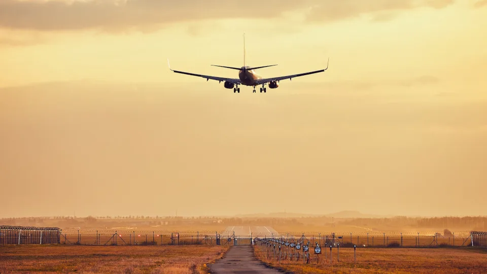 Χρυσάφι πληρώνουν την ασφάλισή τους οι αερομεταφορείς