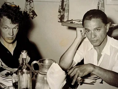 Επισκεπτόμαστε τo νέo website για τον Αλέξανδρο Ιόλα