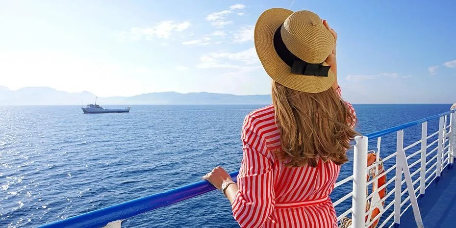 Τουρισμός: Η μεγάλη συμβολή στο ΑΕΠ - στρατηγική επιτυχία ή ένα σήμα κινδύνου για την οικονομία;