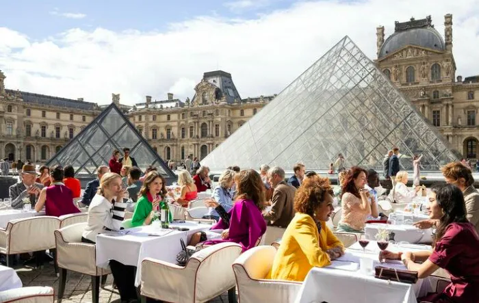 Βρήκαμε τα γαστρονομικά στέκια της “Emily στο Παρίσι”